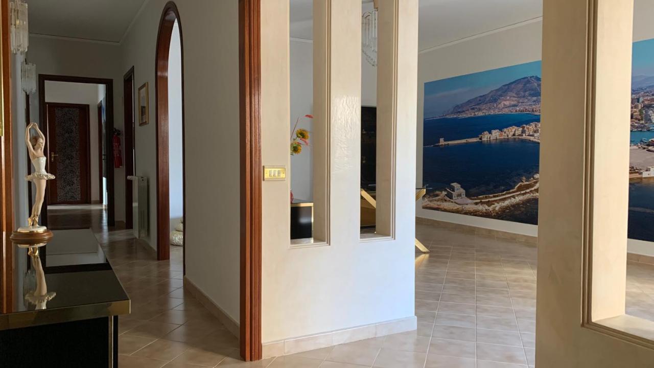 Apartamento La Casa Di Angelica Trapani Exterior foto